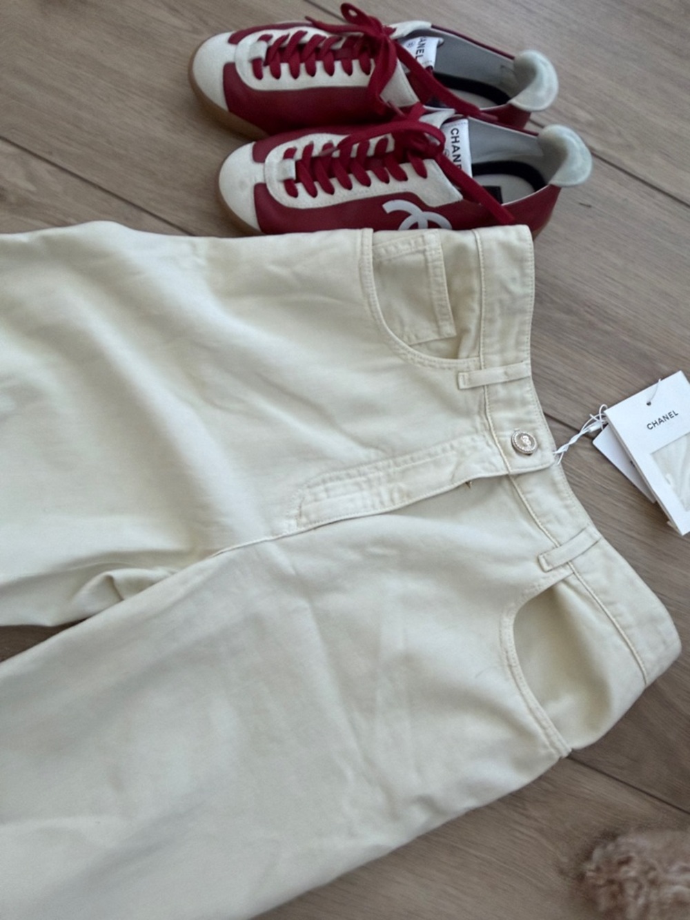 Authentic Chanel 🫶🏽light weight-  Wide-Leg  Women's Pants  - so cute